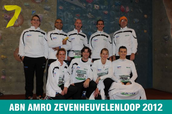 Teamfoto 7 heuvelenloop 18-11-2012